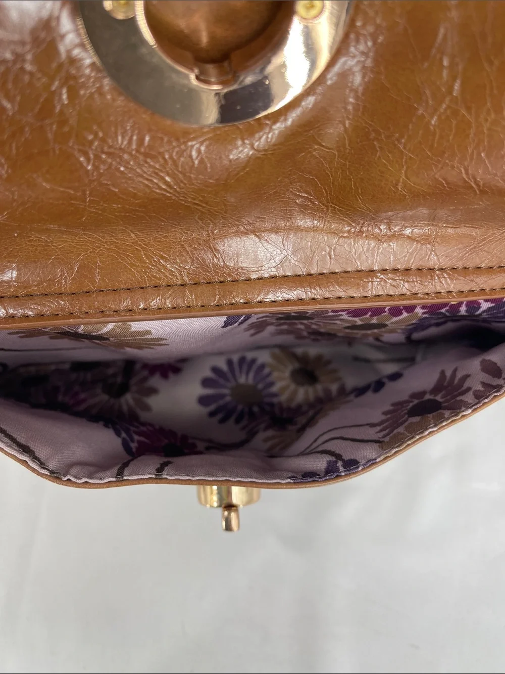 JESSICA SIMPSON  HOBO Tote/PURSE /Bag with Floral Lining - Tan GOLD DETAILS